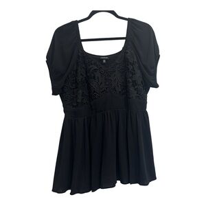 Torrid Sz 00 Black Lace Yoke Babydoll Top Short Sleeve Empire Waist Flowy Blouse
